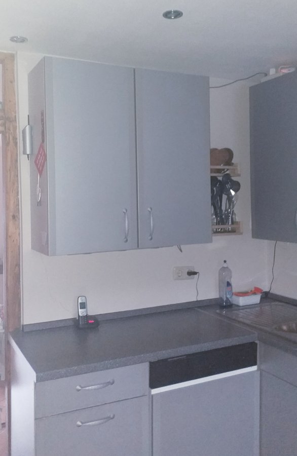 Ecke L- Form, Router und Telefon.jpg