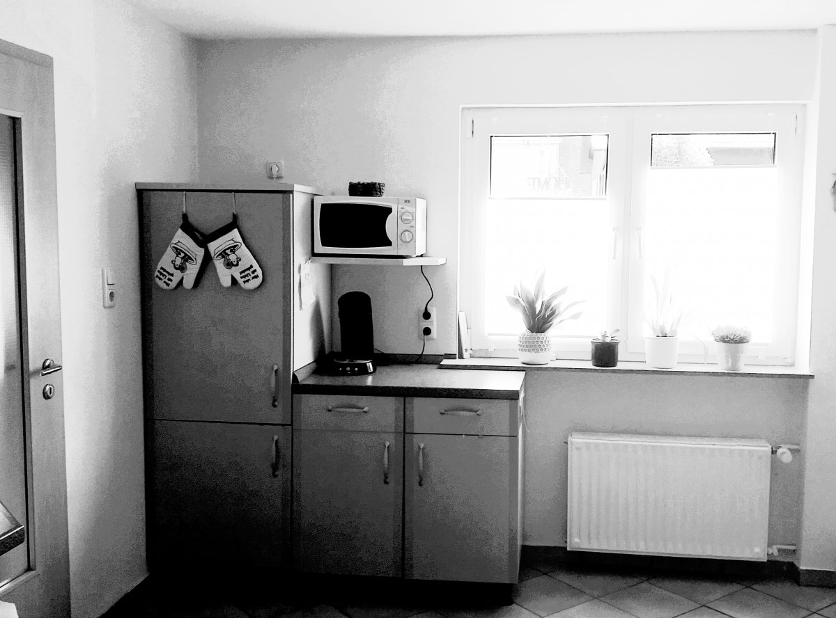 Küchenzeile am Fenster, .jpg