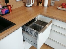 MUPL  mit 3 Eimern Uwiest.jpg