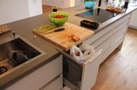 müll unter der APL - Muckelinas Küche.JPG