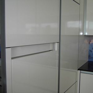 ....Eingerastete Bedienblende