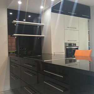 Ballerina Küche mit Nero Assoluto 4