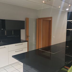 Ballerina Küche mit Nero Assoluto 1