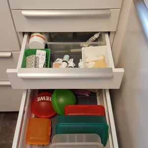 40er Unterschrank_Fenster_2.jpg