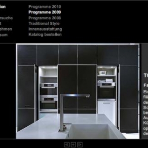 Leicht versenkbareHochschranktueren