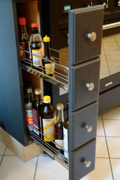 15erAuszugsunterschrankEssigOel vonCKAlessi