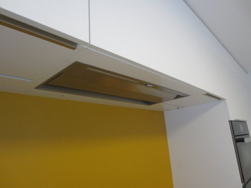 Decken-DAH in Wandnische von unten