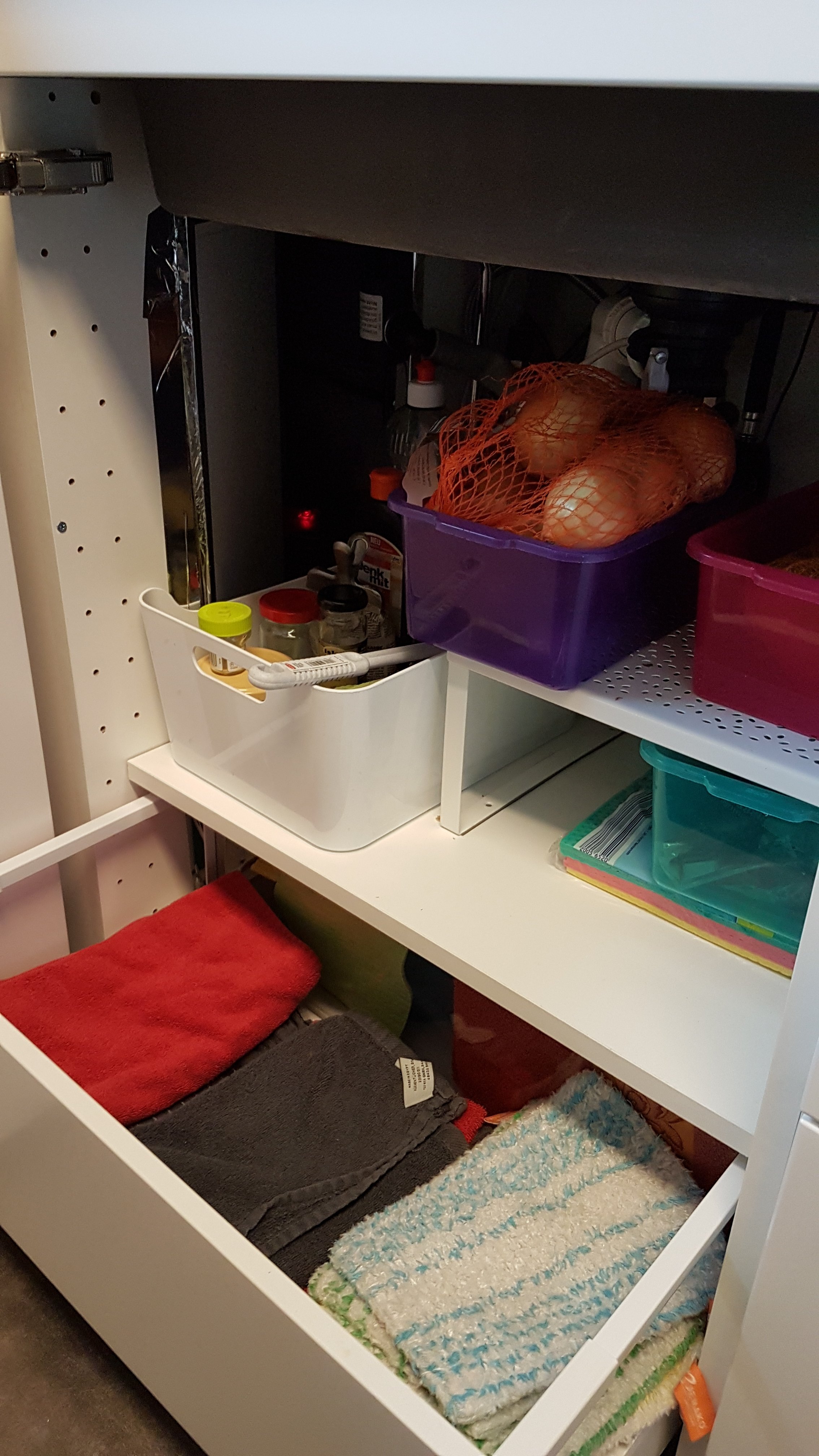 Spülenunterschrank.jpg
