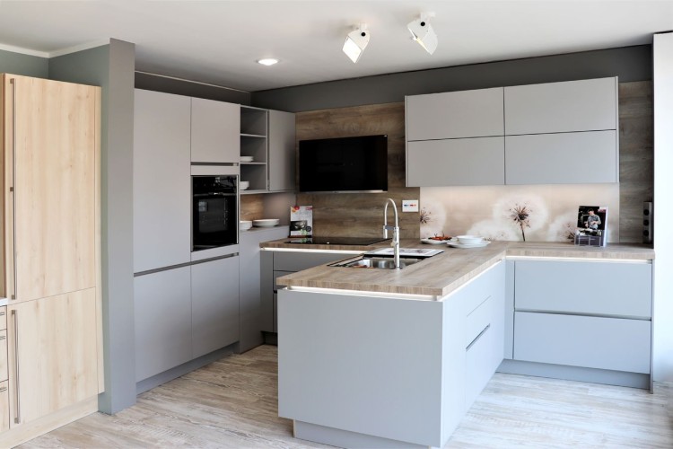 Cook Einbauküchen - Küchenstudio in Hille - Küchenausstellung Cook Einbauküchen - Küchenstudio in Hille - Küchenausstellung