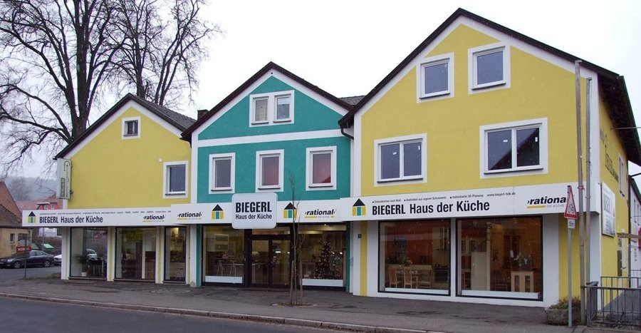 Haus der Küche Biegerl - Küchenstudio in Oberviechtach - Küchengeschäft
