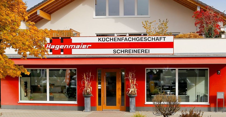 Hagenmaier Küchen - Küchenstudio in Tettnang - Küchenmöbelgeschäft